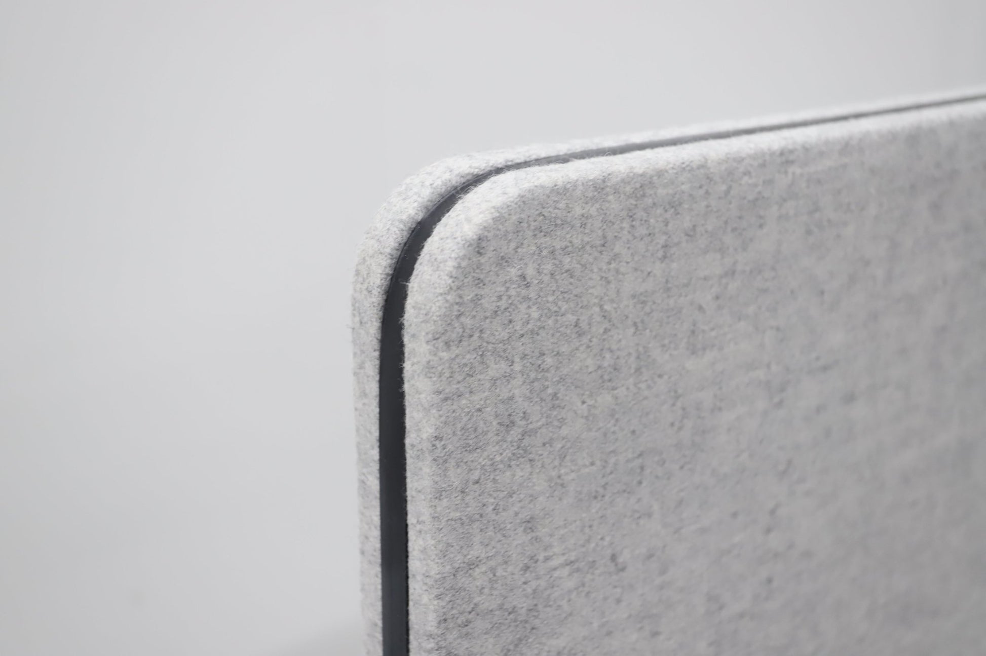 Lintex akustoiva lattiasermi, harmaa 151x80 - Suomen Kalustekeskus