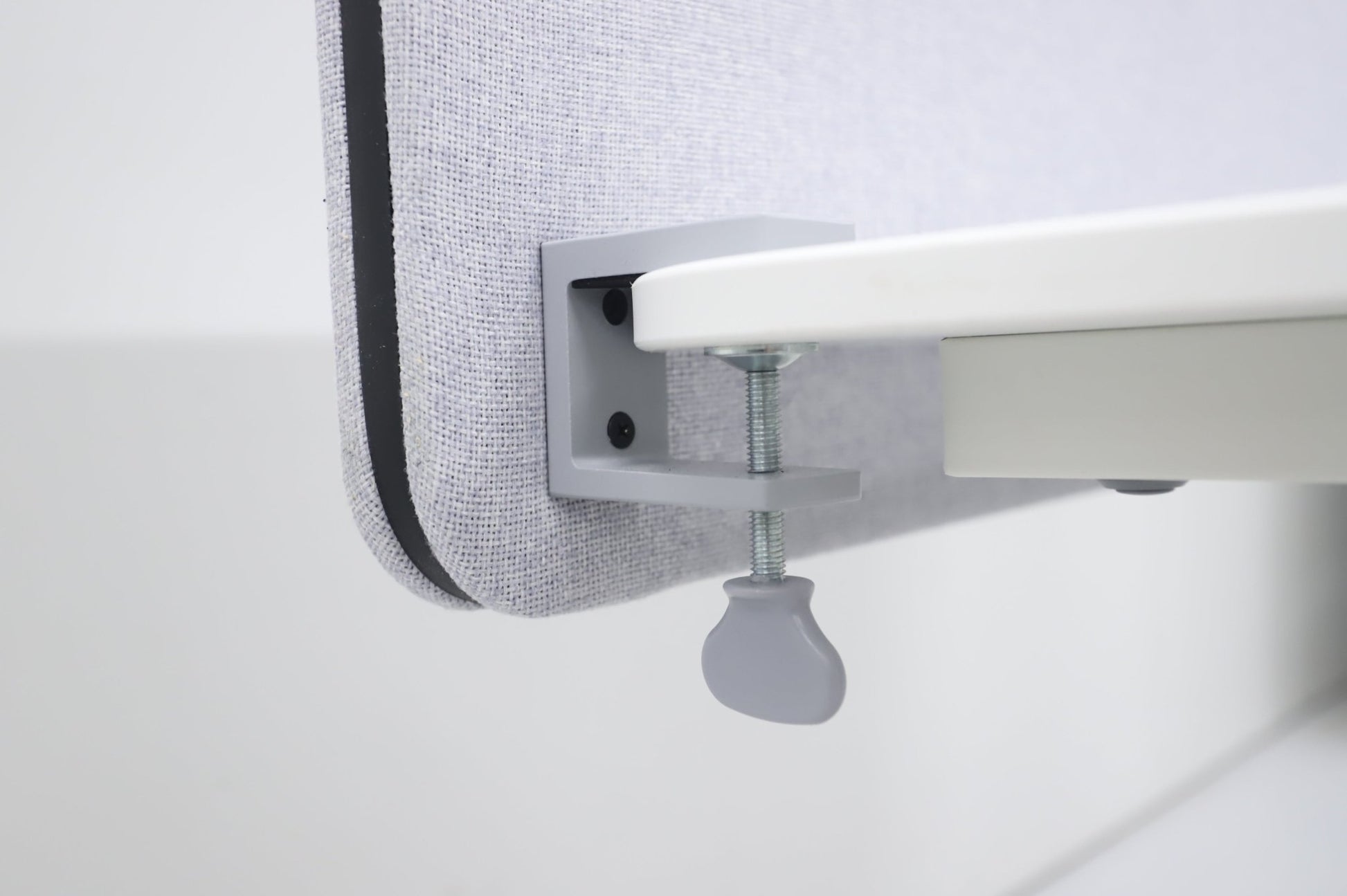 Lintex akustoiva pöytäseinäke, harmaa 140x70 - Suomen Kalustekeskus