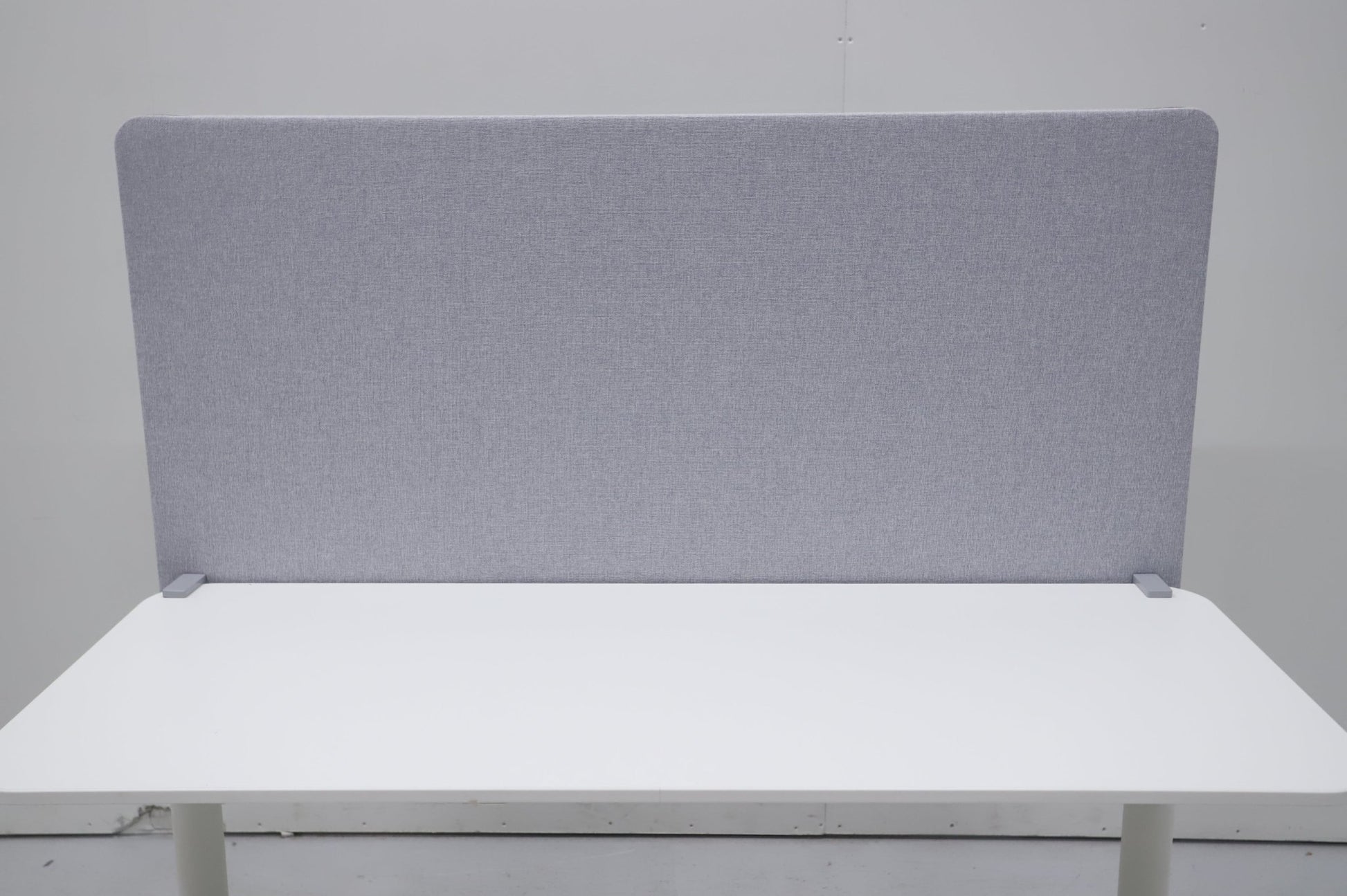 Lintex akustoiva pöytäseinäke, harmaa 140x70 - Suomen Kalustekeskus