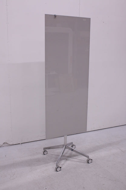 Lintex Mood - tussitaulu, pyörällinen - Suomen Kalustekeskus