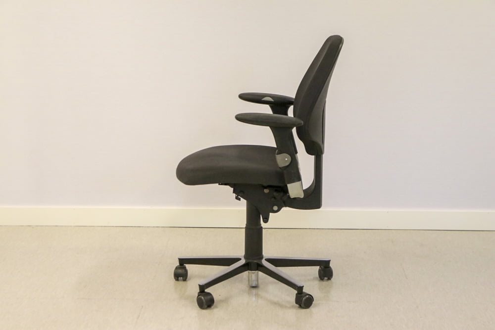 Logic työtuoli - Suomen Kalustekeskus