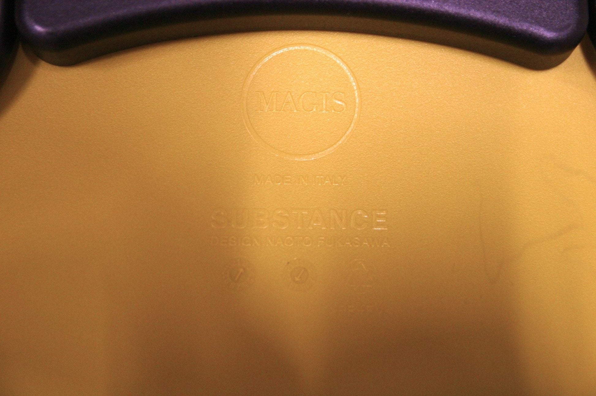 Magis Substance - tuoli, Desing Naoto Fukasawa 2015 - Suomen Kalustekeskus