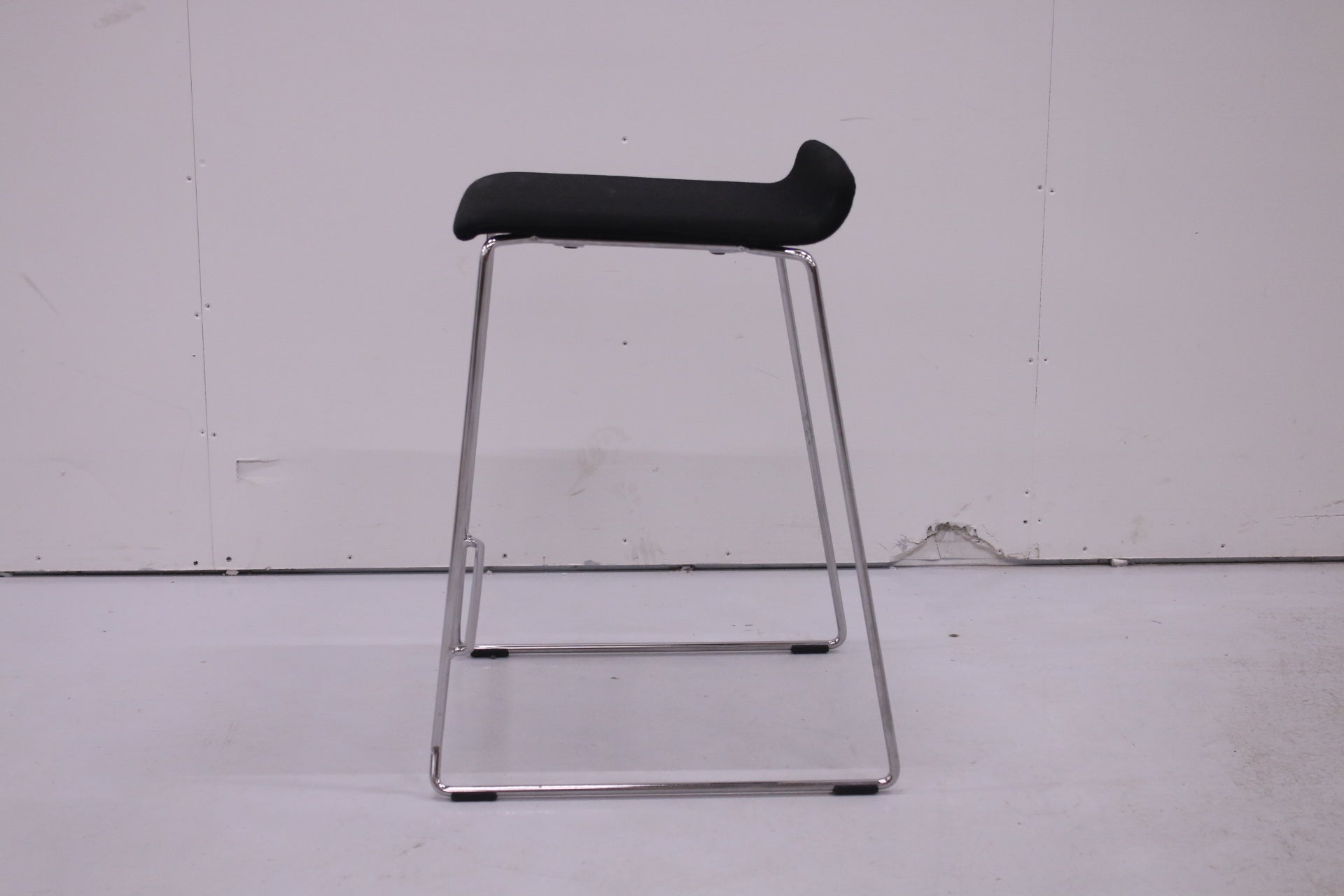 Martela Form - baarituoli - Suomen Kalustekeskus