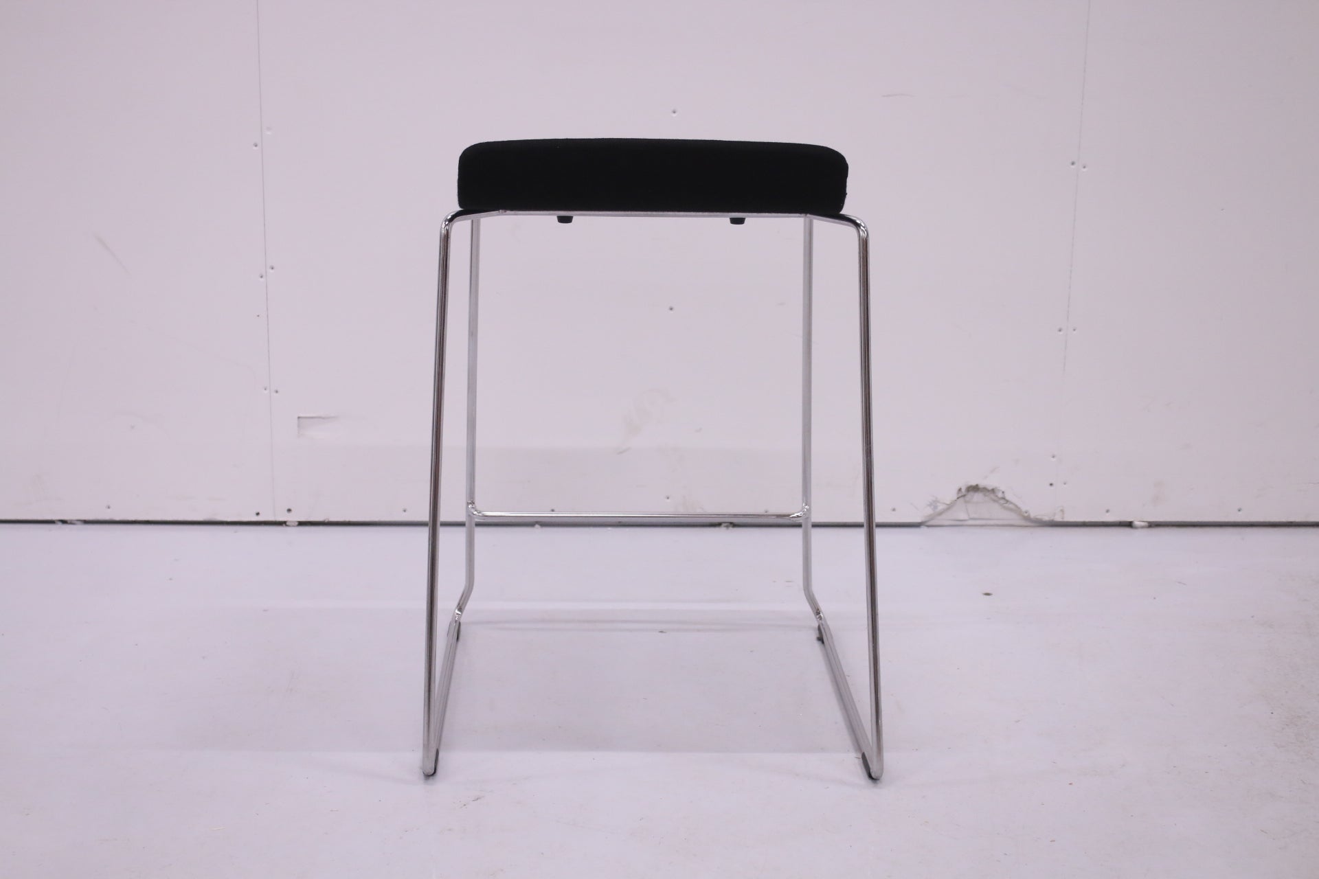 Martela Form - baarituoli - Suomen Kalustekeskus