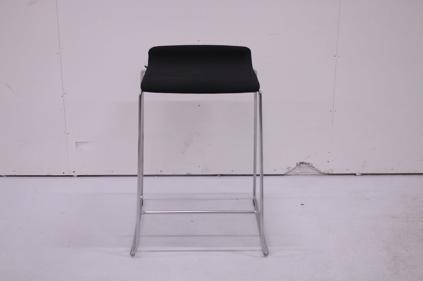 Martela Form - baarituoli - Suomen Kalustekeskus