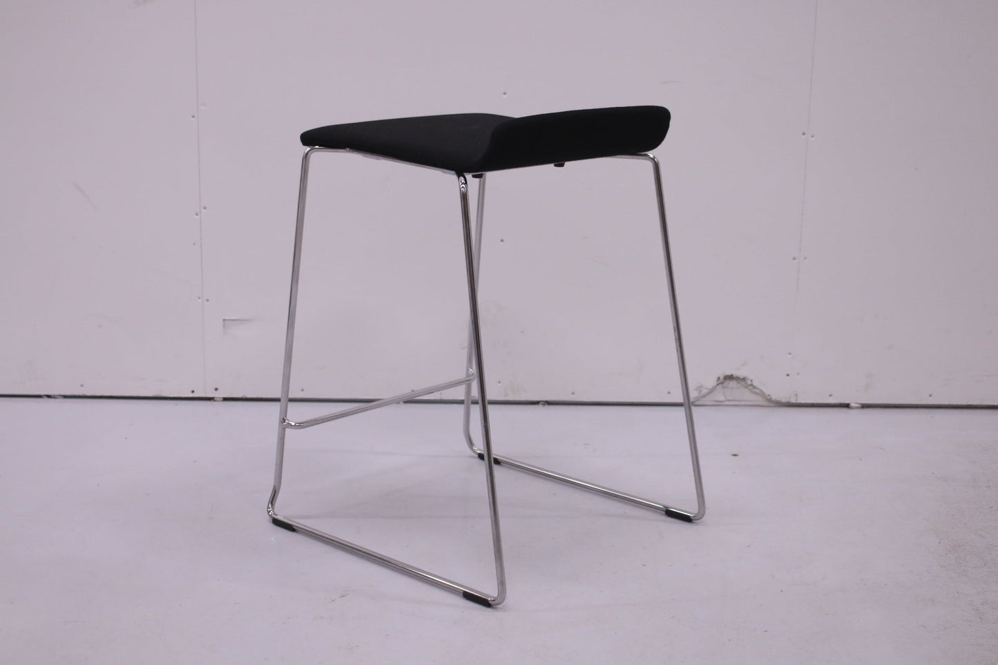 Martela Form - baarituoli - Suomen Kalustekeskus