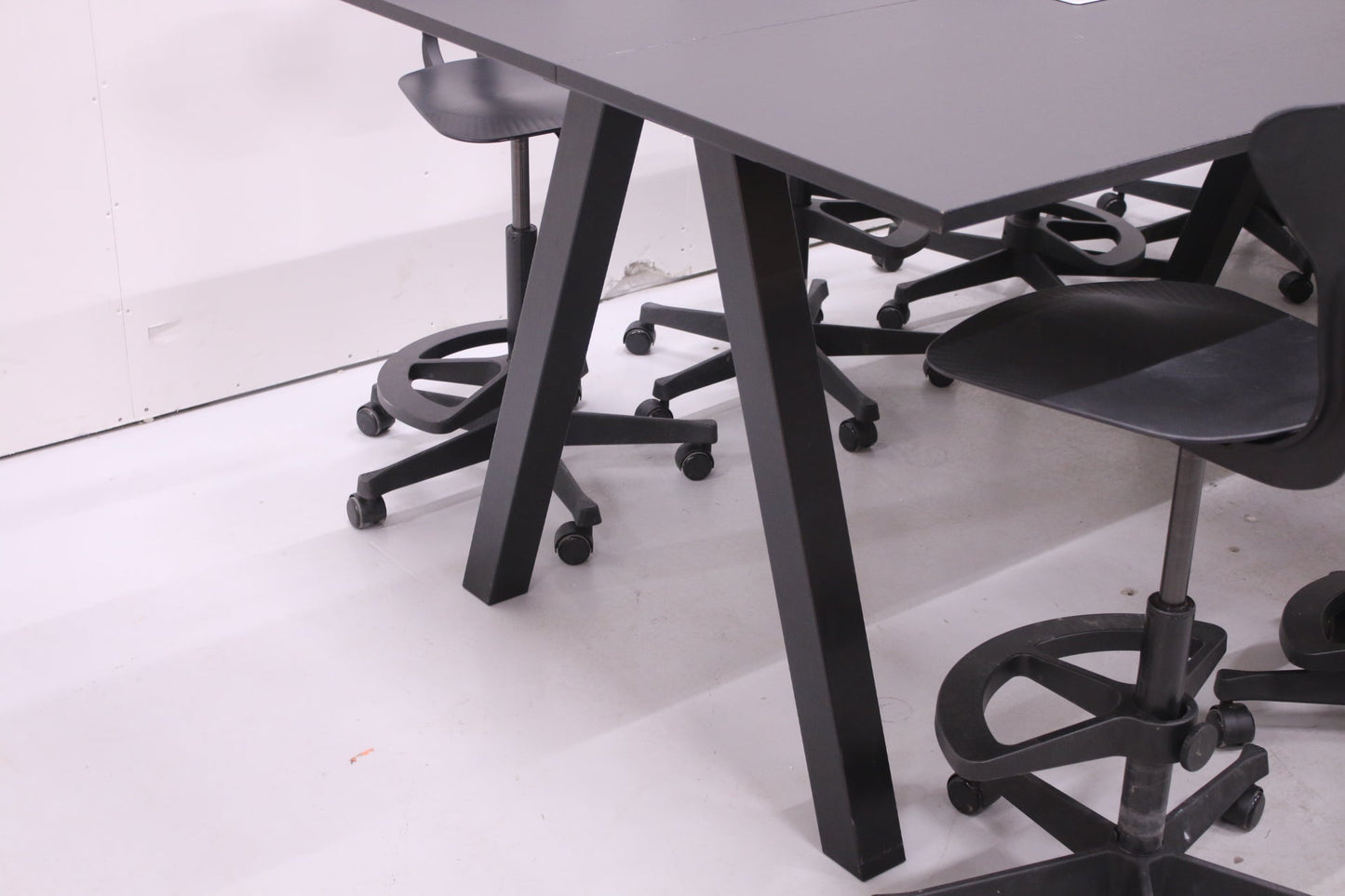 Martela Frankie - neuvotteluryhmä 10 hengelle - Suomen Kalustekeskus