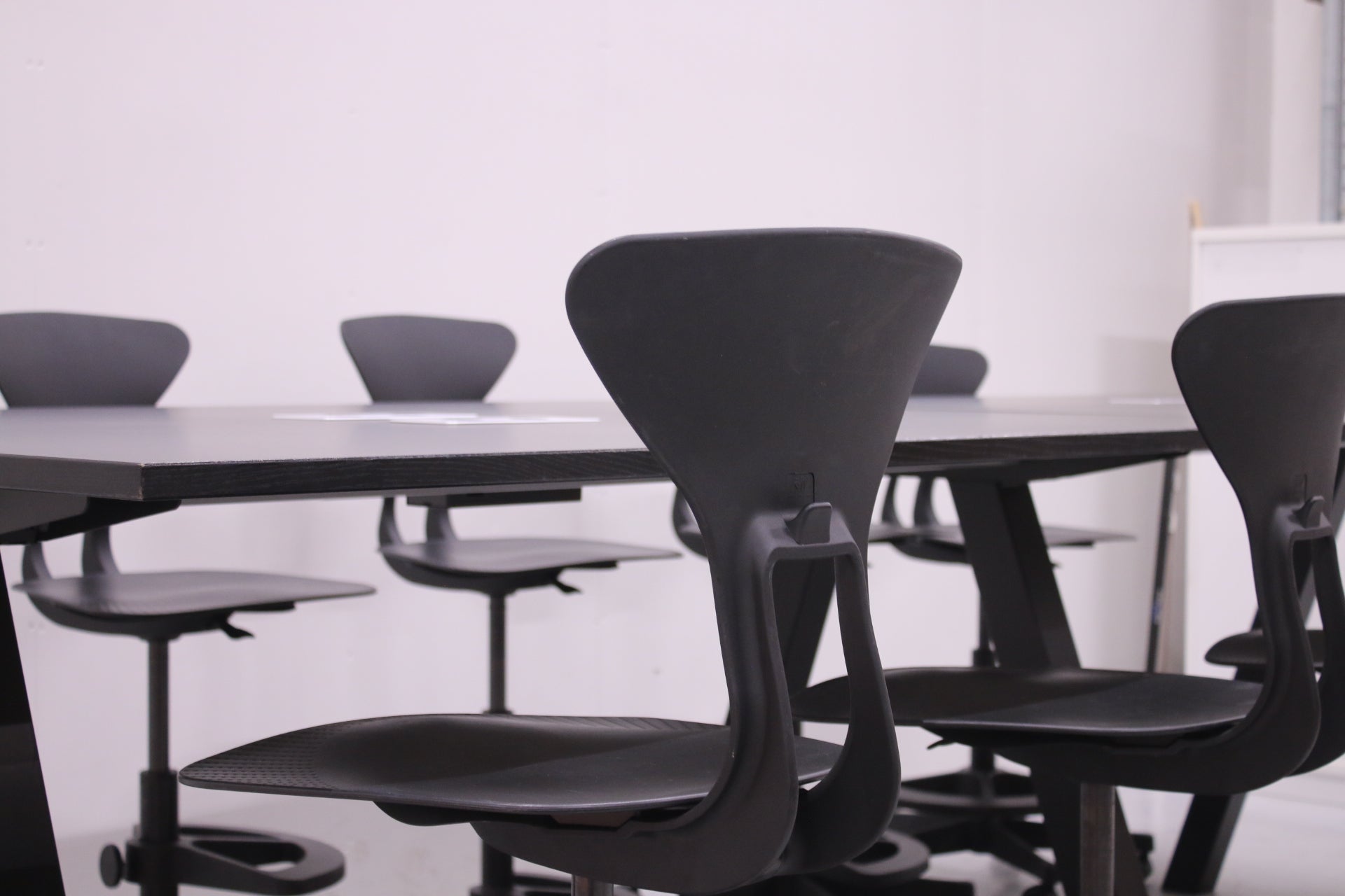 Martela Frankie - neuvotteluryhmä 10 hengelle - Suomen Kalustekeskus