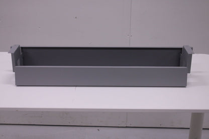 Martela harmaa johtokouru työpöytään - Suomen Kalustekeskus