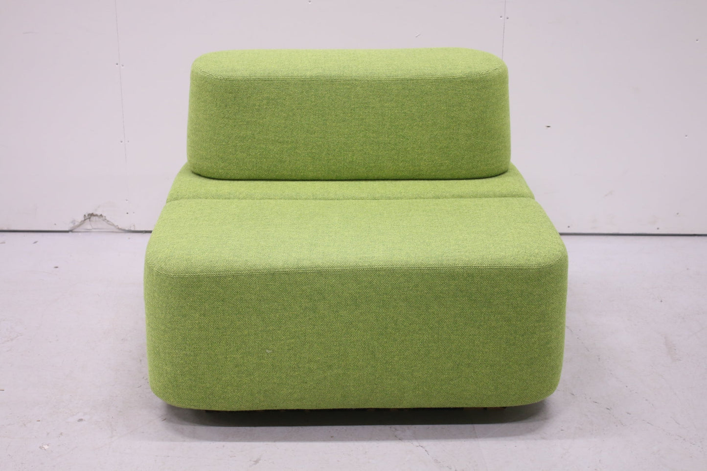 Martela Movie - rahi selkänojalla, vihreä - Suomen Kalustekeskus