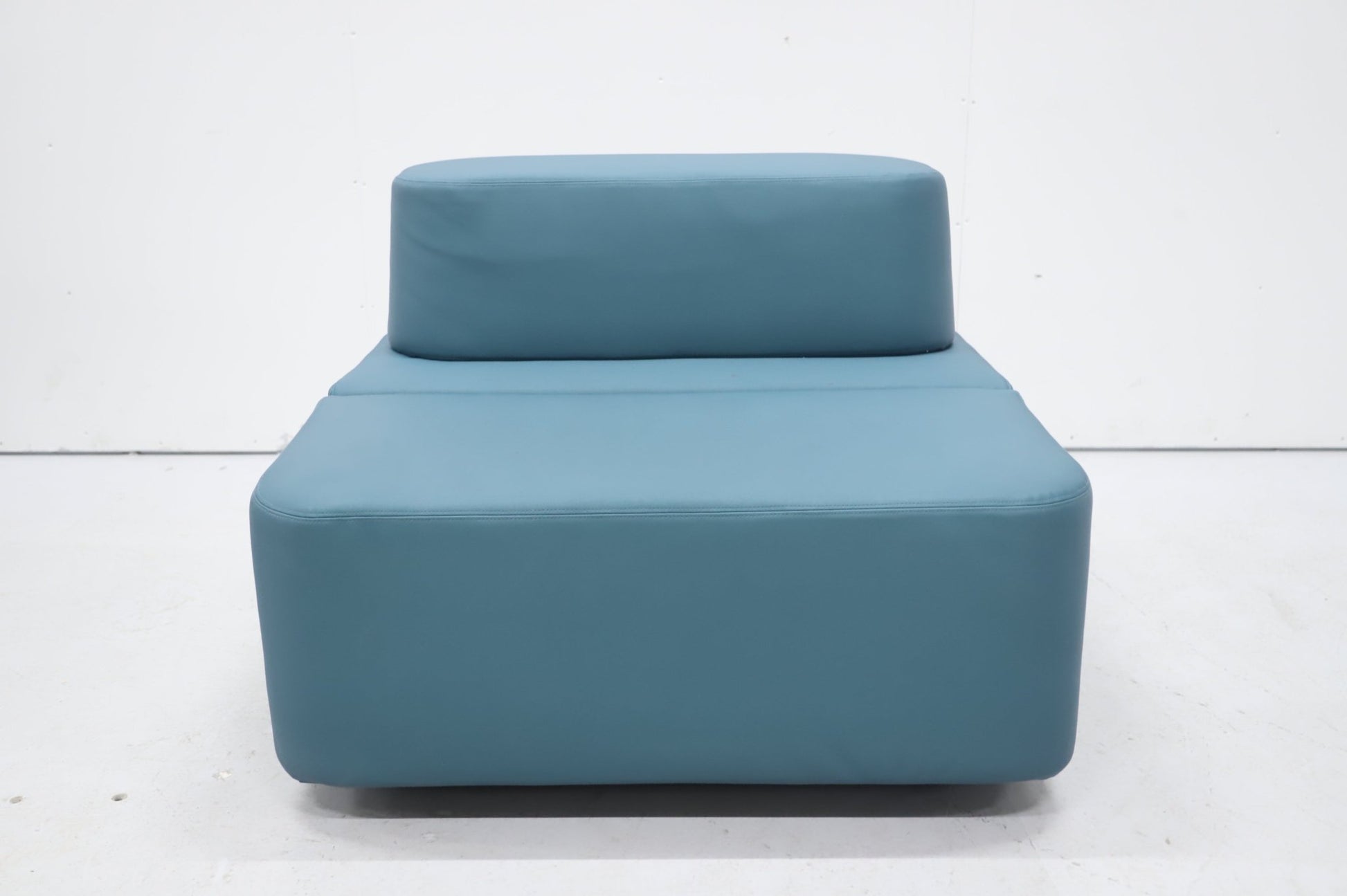 Martela Movie - sohvamoduuli, vinyylinahka - Suomen Kalustekeskus