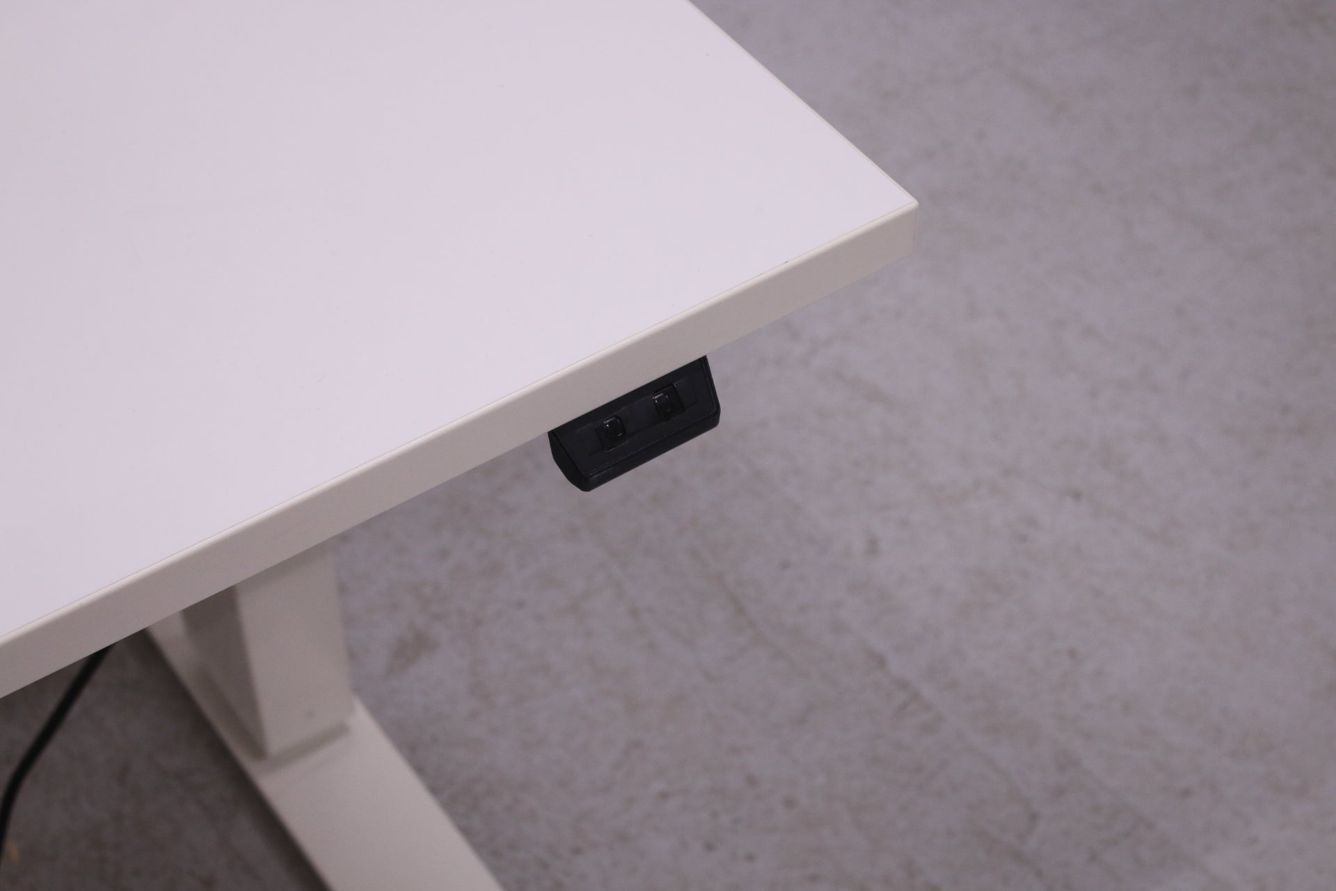 Martela Pinta EQ - sähköpöytä 180x80, valkoinen - Suomen Kalustekeskus