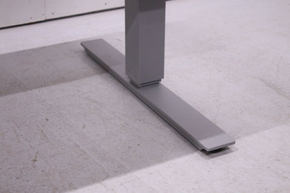 Martela Pinta EQ - sähköpöytä, valkoinen/harmaa 160x80 - Suomen Kalustekeskus