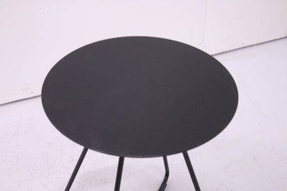 Martela Scoop - sohvapöytä, musta Ø 42 - Suomen Kalustekeskus