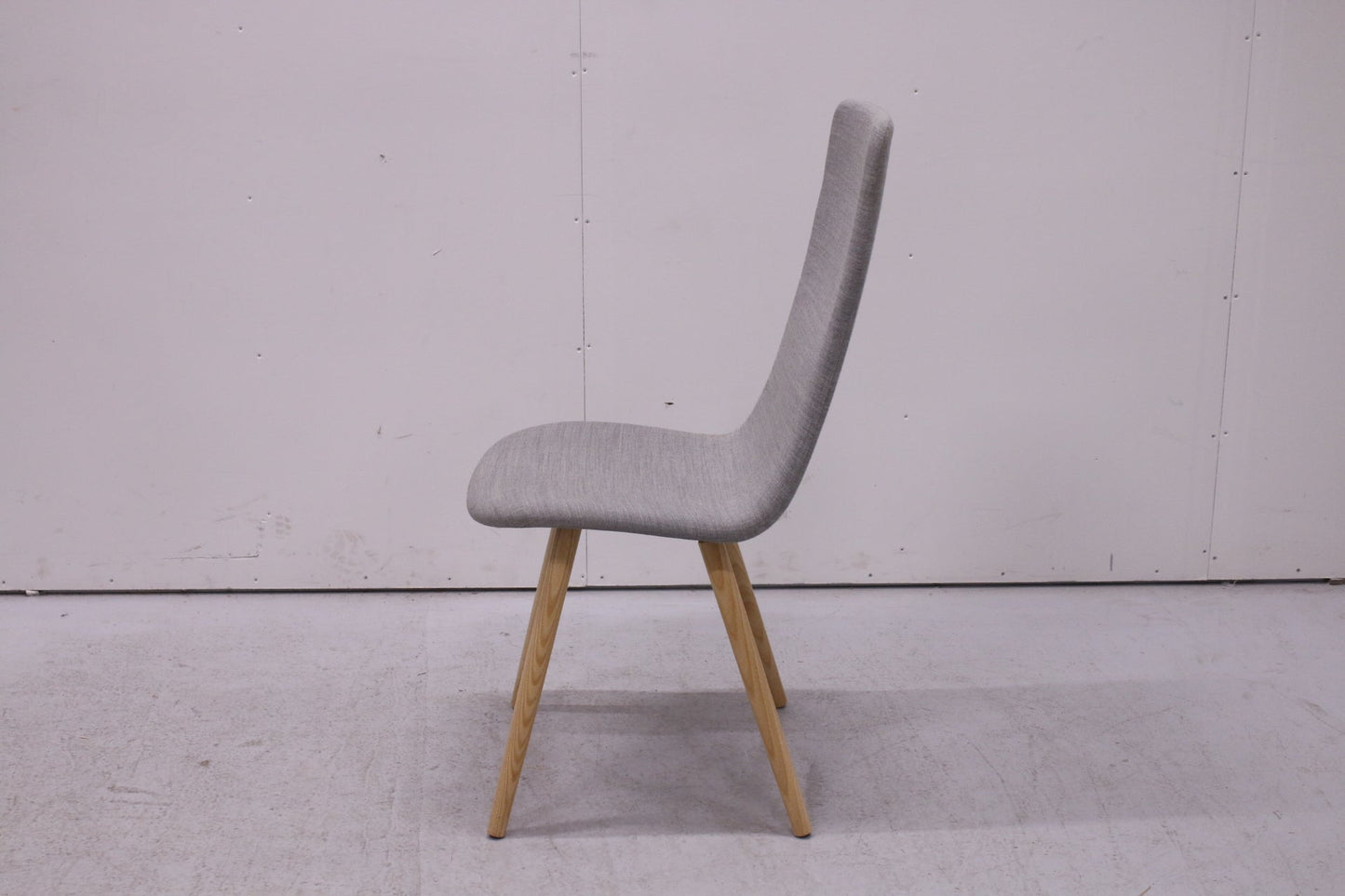 Martela Sola - tuoli korkealla selkänojalla - Suomen Kalustekeskus