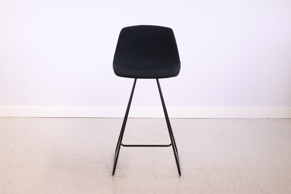 Miunn baarituoli - Suomen Kalustekeskus