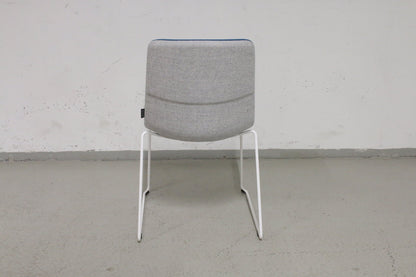 Narbutas Sit & Twist pinottava neuvottelutuoli - Suomen Kalustekeskus