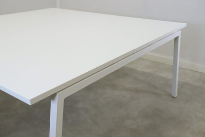 Neuvottelupöytä 180x165cm - Suomen Kalustekeskus