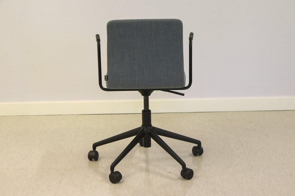 Nova neuvottelutuoli - Suomen Kalustekeskus