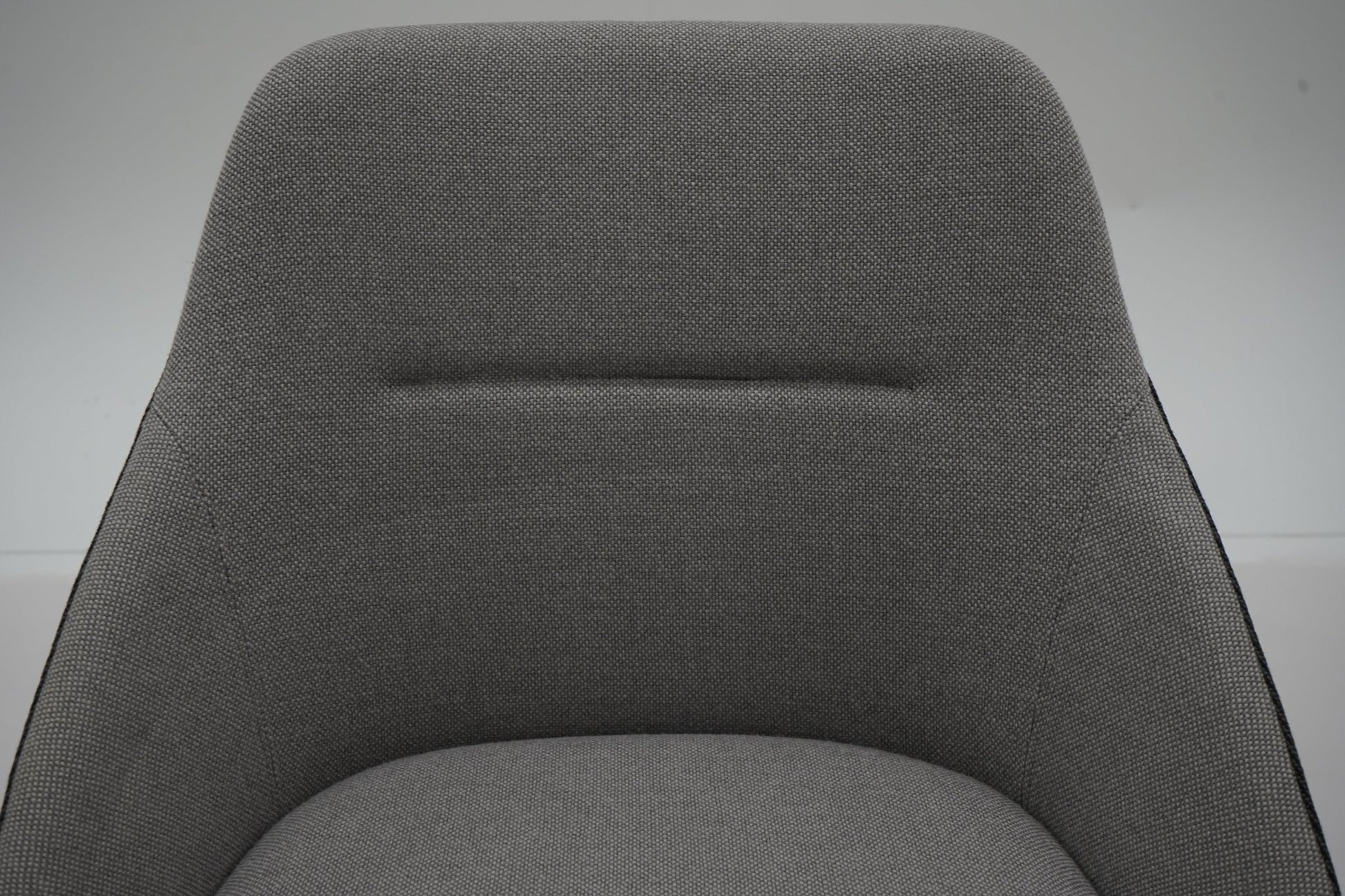 Offecct Ezy designnojatuoli – Christophe Pillet - Suomen Kalustekeskus