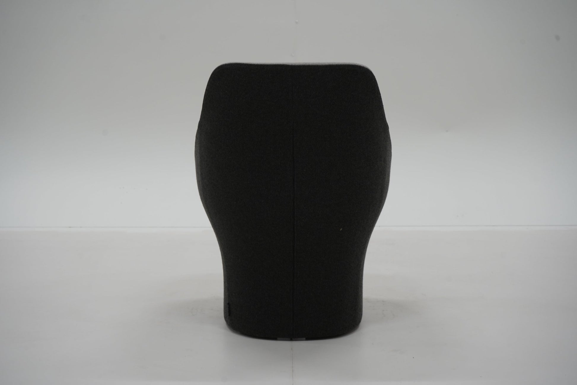 Offecct Ezy designnojatuoli – Christophe Pillet - Suomen Kalustekeskus