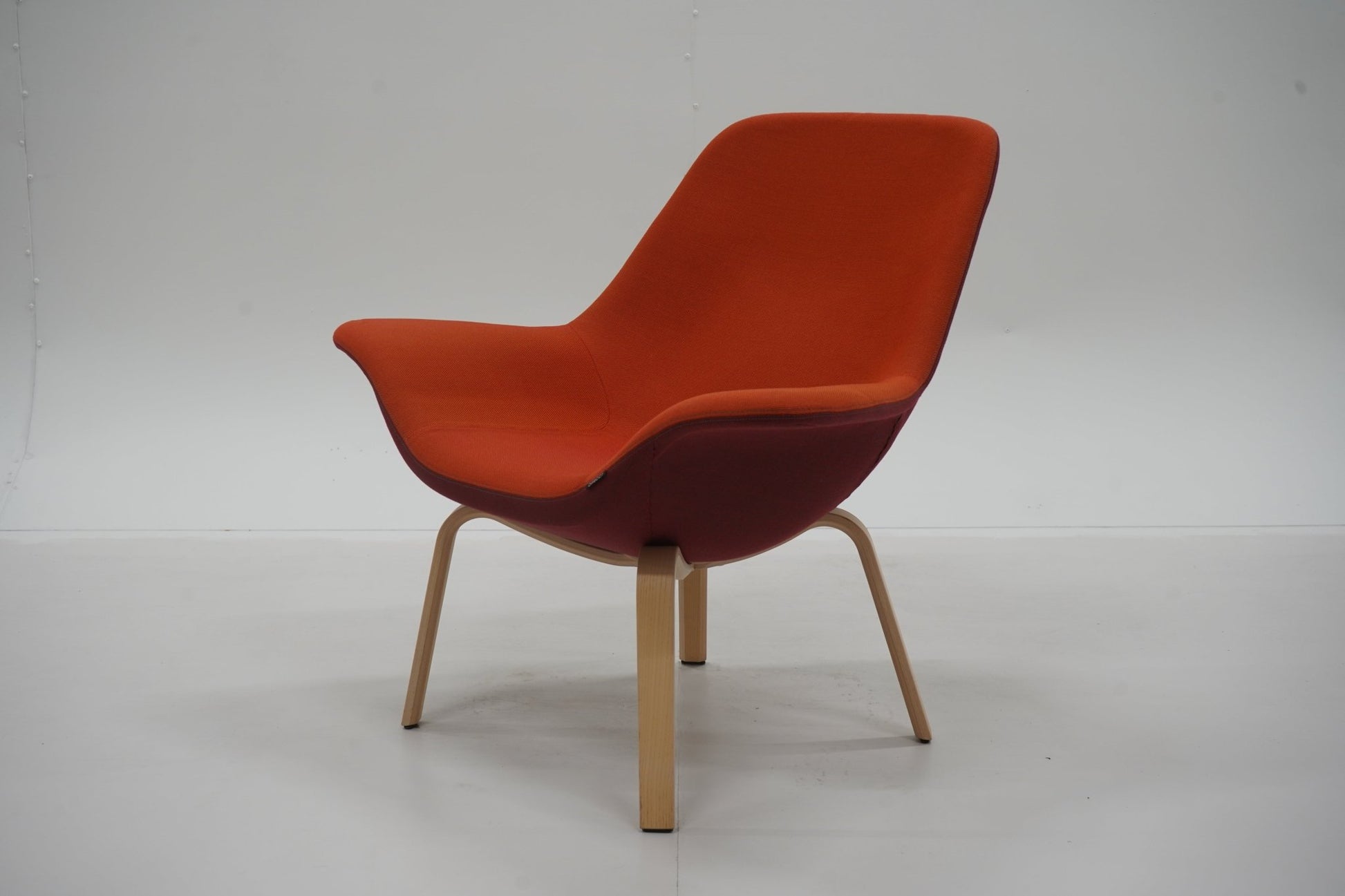 Offecct Oyster Wood Low - lounge - tuoli - Suomen Kalustekeskus