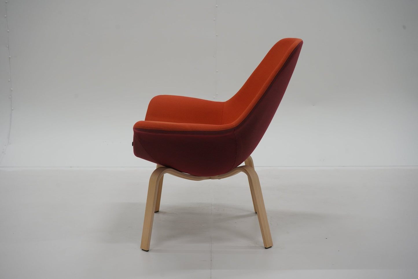 Offecct Oyster Wood Low - lounge - tuoli - Suomen Kalustekeskus