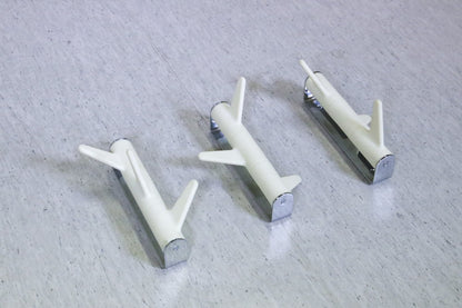 Oka seinänaulakko - Suomen Kalustekeskus