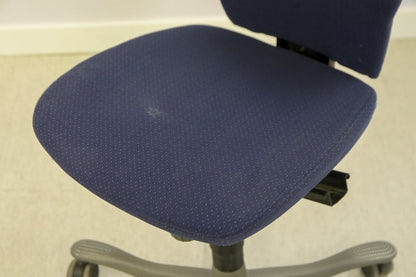 Plus työtuoli - Suomen Kalustekeskus