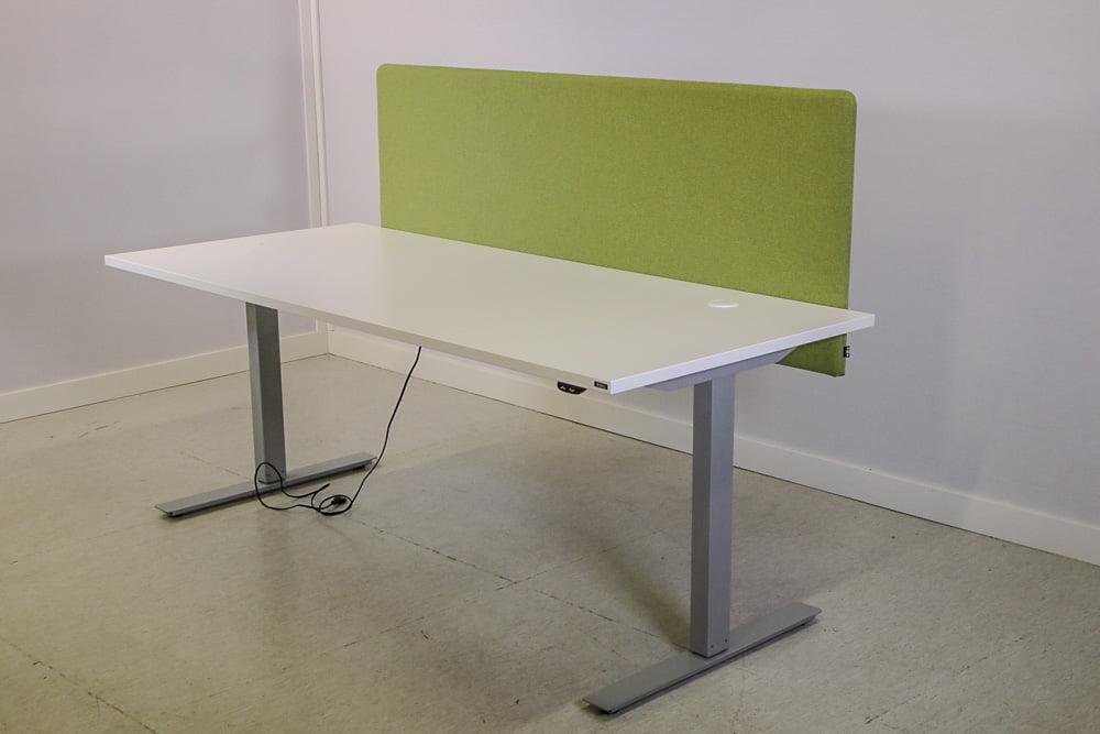 Pöytäseinäke 150 cm - Suomen Kalustekeskus