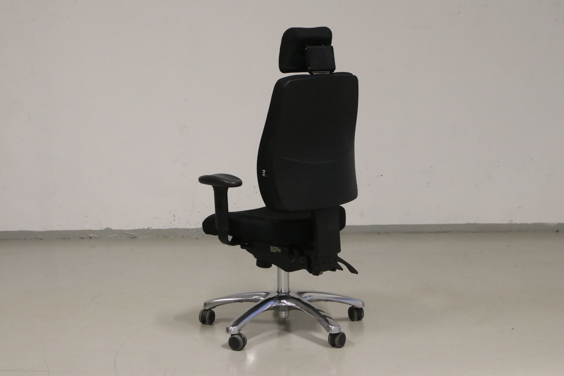 PRO työtuoli - Suomen Kalustekeskus