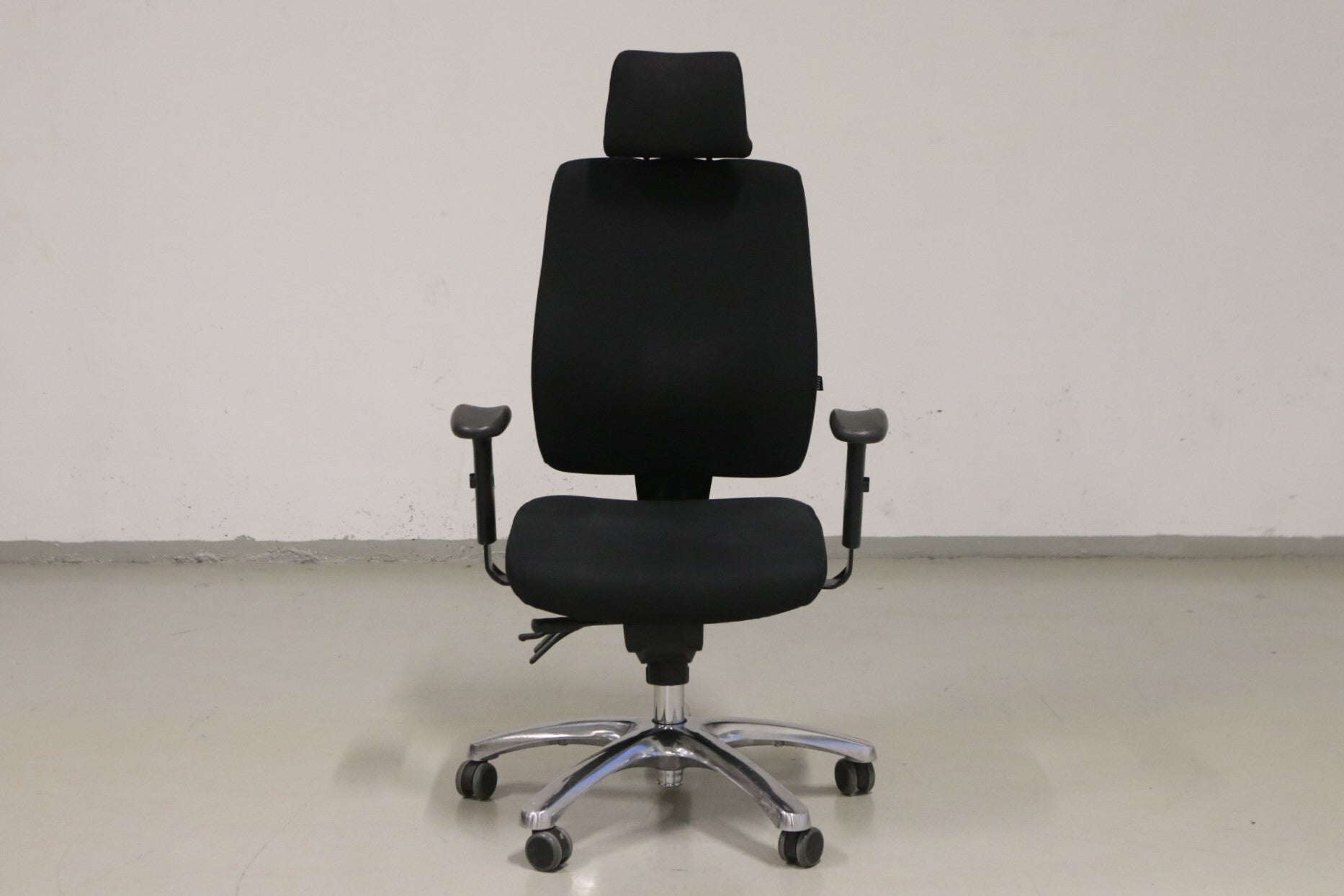 PRO työtuoli - Suomen Kalustekeskus