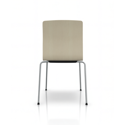 Profim COM tuoli, istuinverhoiltu, harmaa runko, vaaleat puuosat, pinottava