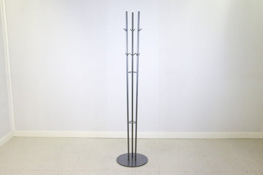 Pystynaulakko - Suomen Kalustekeskus