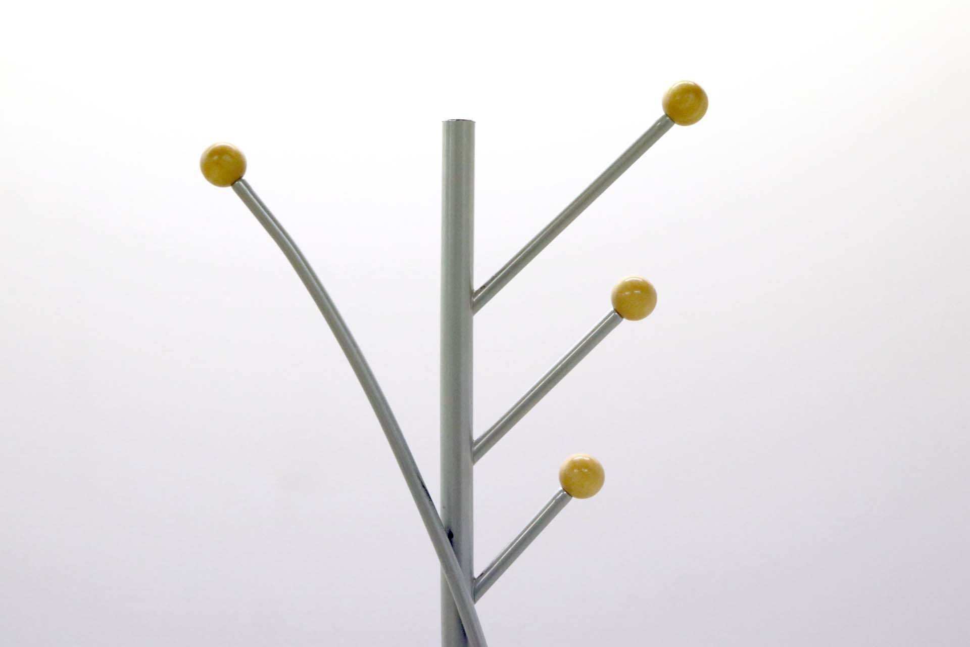 Pystynaulakko - Suomen Kalustekeskus