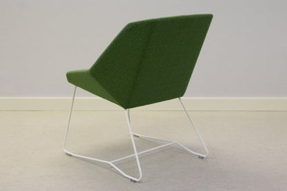 Rosebud loungetuoli - Suomen Kalustekeskus