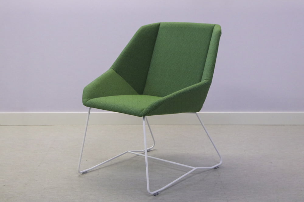 Rosebud loungetuoli - Suomen Kalustekeskus