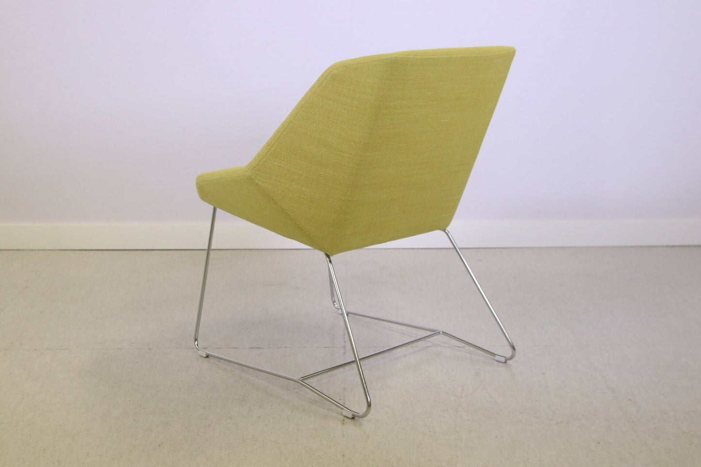 Rosebud loungetuoli - Suomen Kalustekeskus