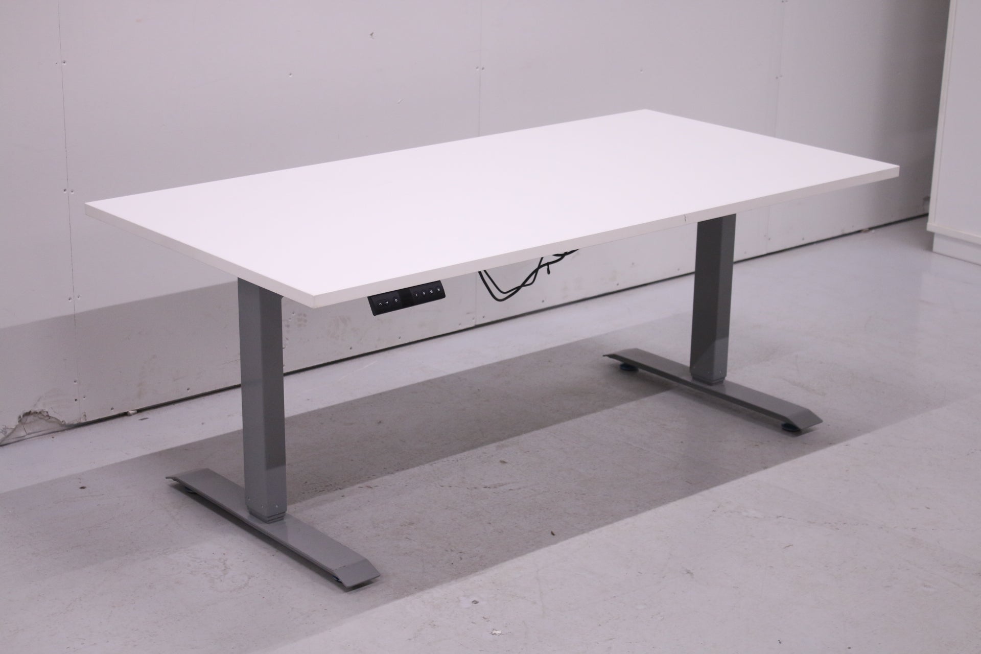 Rs3 Premium sähköpöytä 160*80 muistipaikalla - Suomen Kalustekeskus