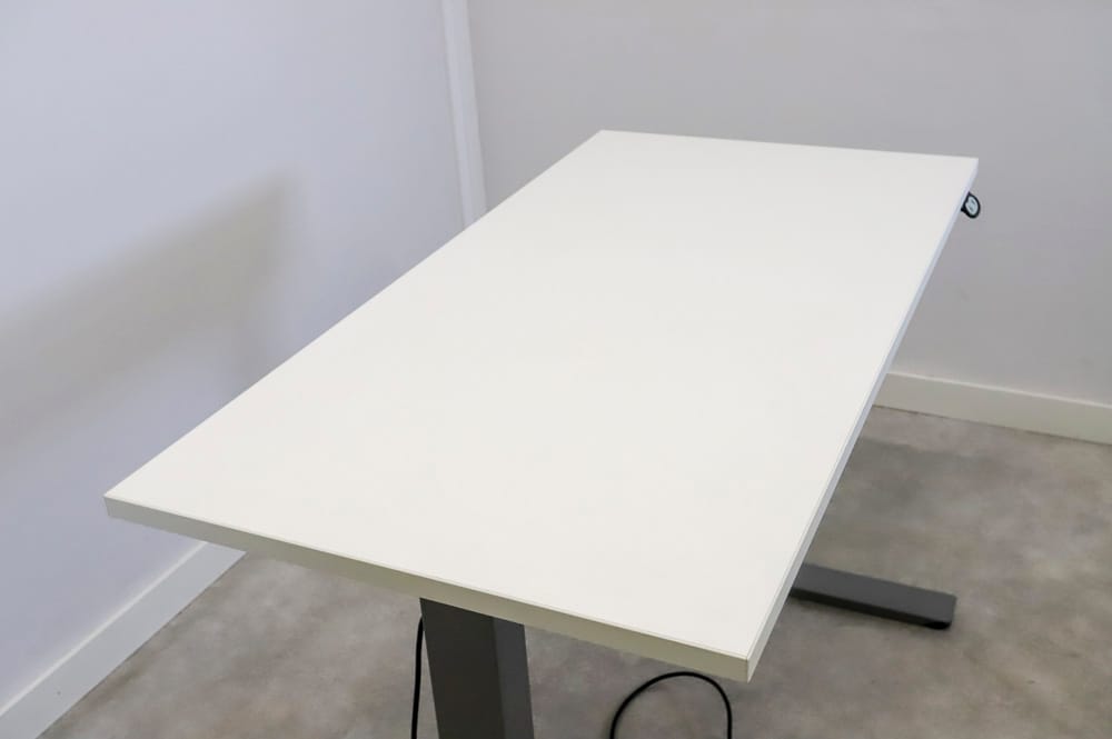 Sähköpöytä 120x60 cm - Suomen Kalustekeskus