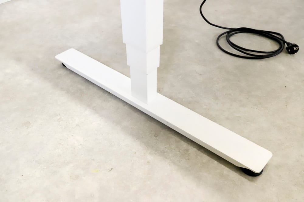 Sähköpöytä 140x70 cm - Suomen Kalustekeskus