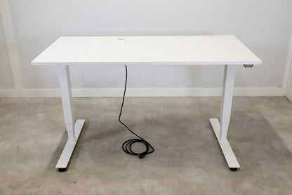 Sähköpöytä 140x70 cm - Suomen Kalustekeskus