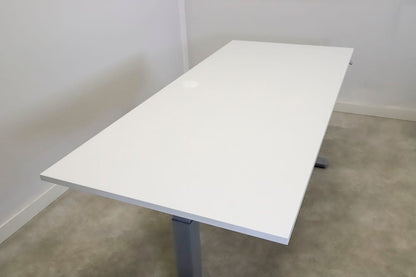 Sähköpöytä 180x80 cm - Suomen Kalustekeskus