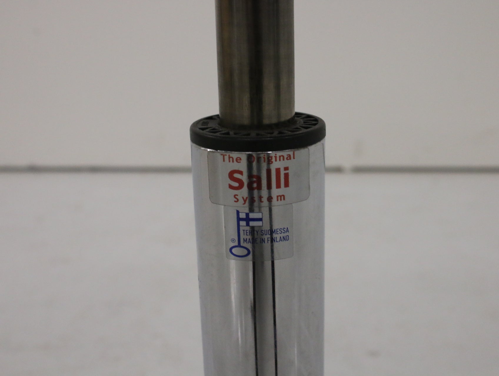 Salli multiadjuster satulatuoli - Suomen Kalustekeskus