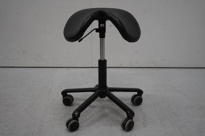 Salli satulatuoli, yksiosainen / matala kaasjousi - Suomen Kalustekeskus