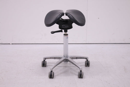 Salli Swingfit satulatuoli, musta nahka / kromi - Suomen Kalustekeskus