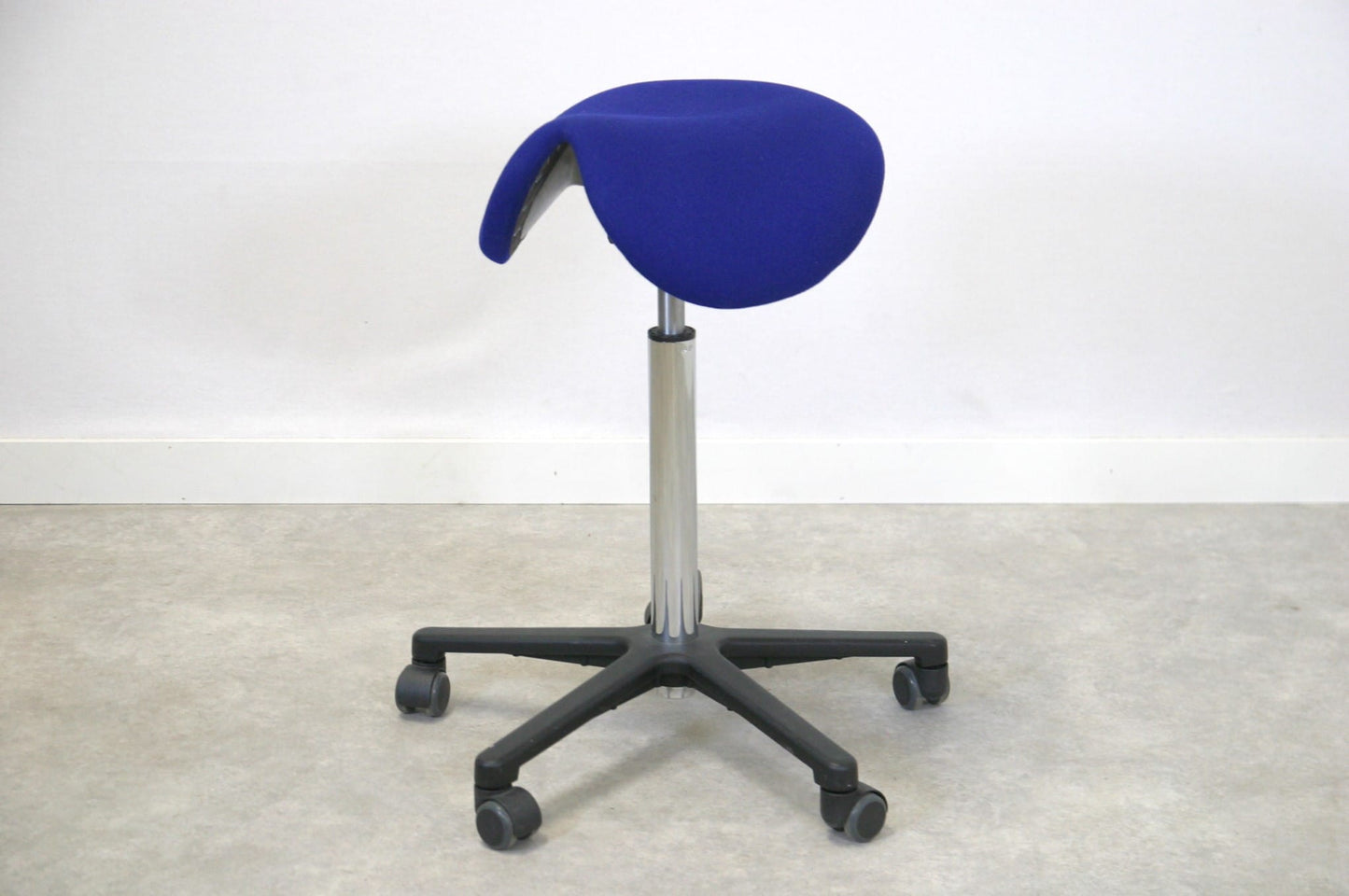 Satulatuoli - Suomen Kalustekeskus