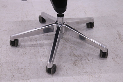 Sitio Deluxe Medium kokoustuoli / työtuoli - Suomen Kalustekeskus