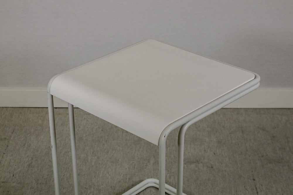 Sivupöytä - Suomen Kalustekeskus