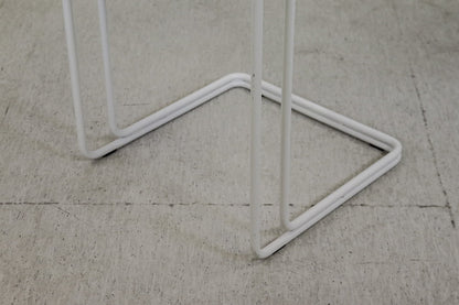 Sivupöytä - Suomen Kalustekeskus